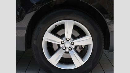 Range Rover Velar 16