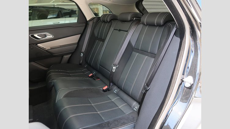 2017 認定中古車 Land Rover Range Rover Velar Santorini Black 2.0 litre i4D Diesel Ｓ １８０ＰＳ