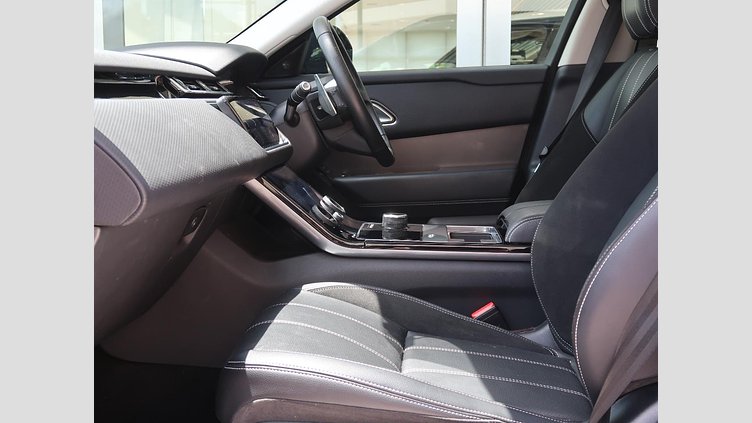 2017 認定中古車 Land Rover Range Rover Velar Santorini Black 2.0 litre i4D Diesel Ｓ １８０ＰＳ