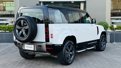 Defender 110 1