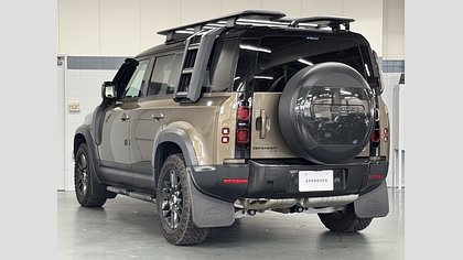 Defender 110 1