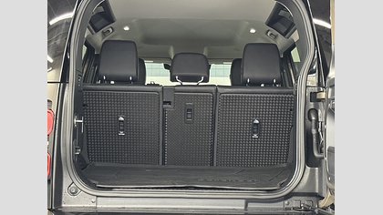 Defender 110 37
