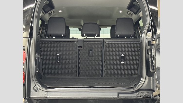2021 認定中古車 Land Rover Defender 110 ゴンドワナストーン D300 AWD（AT） S