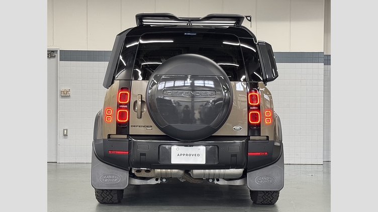 2021 認定中古車 Land Rover Defender 110 ゴンドワナストーン D300 AWD（AT） S