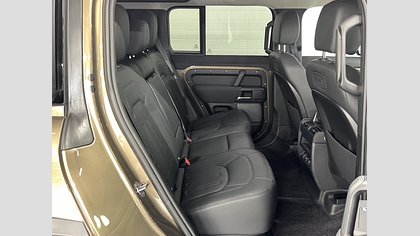Defender 110 29
