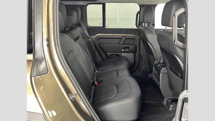 2021 認定中古車 Land Rover Defender 110 ゴンドワナストーン D300 AWD（AT） S