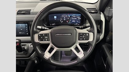 Defender 110 43