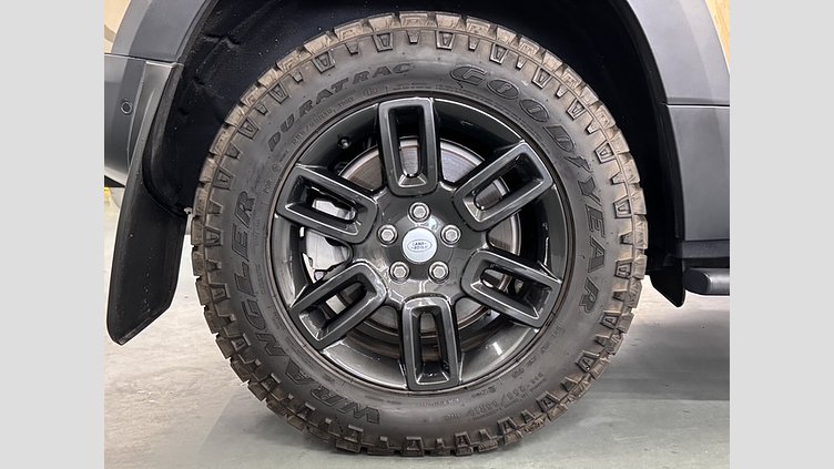 2021 認定中古車 Land Rover Defender 110 ゴンドワナストーン D300 AWD（AT） S