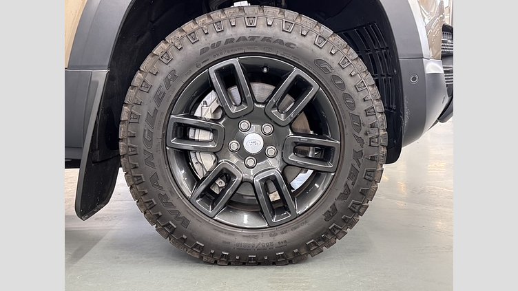 2021 認定中古車 Land Rover Defender 110 ゴンドワナストーン D300 AWD（AT） S