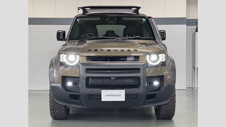 2021 認定中古車 Land Rover Defender 110 ゴンドワナストーン D300 AWD（AT） S