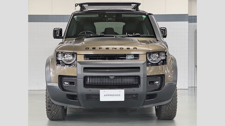 2021 認定中古車 Land Rover Defender 110 ゴンドワナストーン D300 AWD（AT） S