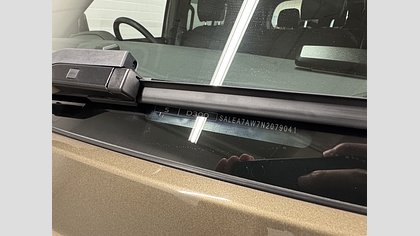 Defender 110 10
