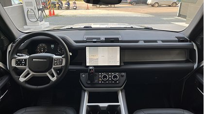 Defender 110 6