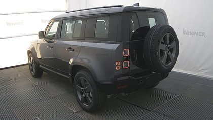 Defender 110 2