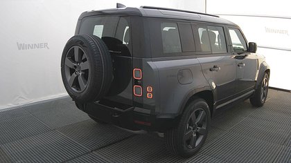 Defender 110 3