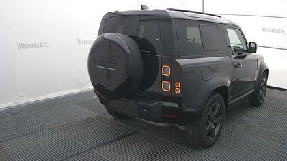 Defender 90 3