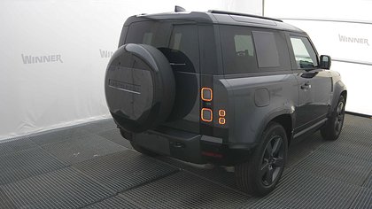 Defender 90 3
