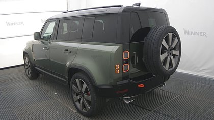 Defender 110 2
