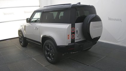Defender 90 2