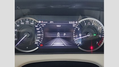 Range Rover Velar 9