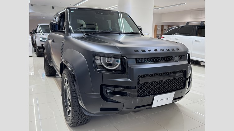 2025 認定中古車 Land Rover Defender OCTA ナルヴィックブラック P635 ガソリンV8マイルドハイブリッド Black