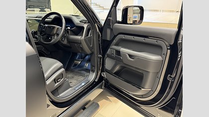 Defender OCTA 24