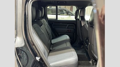 Defender OCTA 5