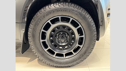 Defender OCTA 9