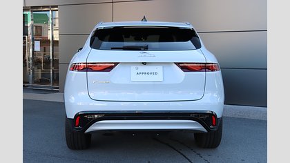 F-Pace 6