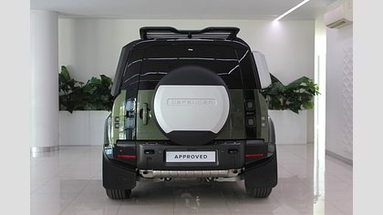 Defender 110 6
