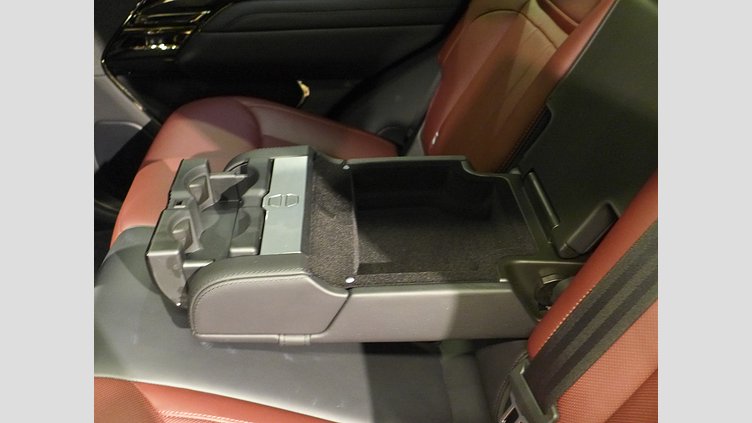 2023 認定中古車 Land Rover Range Rover Sport Ostuni Pearl White 3.0 litre i6P​ Autobiography