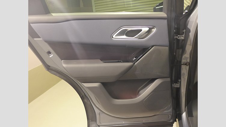 2025 認定中古車 Land Rover Range Rover Velar ザダルグレイ D200マイルドハイブリッド（ディーゼル） スタンダードホイールベース Dynamic SE