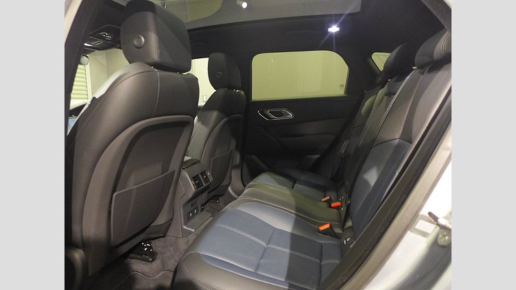 2025 認定中古車 Land Rover Range Rover Velar ザダルグレイ D200マイルドハイブリッド（ディーゼル） スタンダードホイールベース Dynamic SE