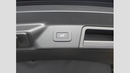 Range Rover Velar 70
