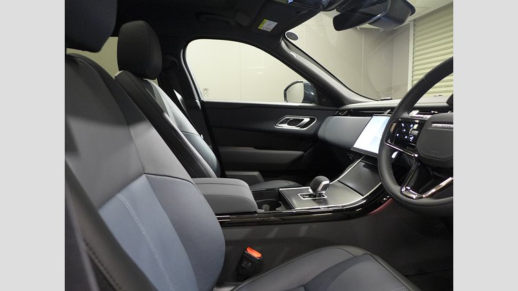 2025 認定中古車 Land Rover Range Rover Velar ザダルグレイ D200マイルドハイブリッド（ディーゼル） スタンダードホイールベース Dynamic SE