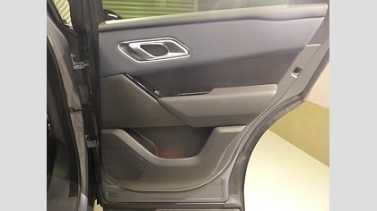 Range Rover Velar 23