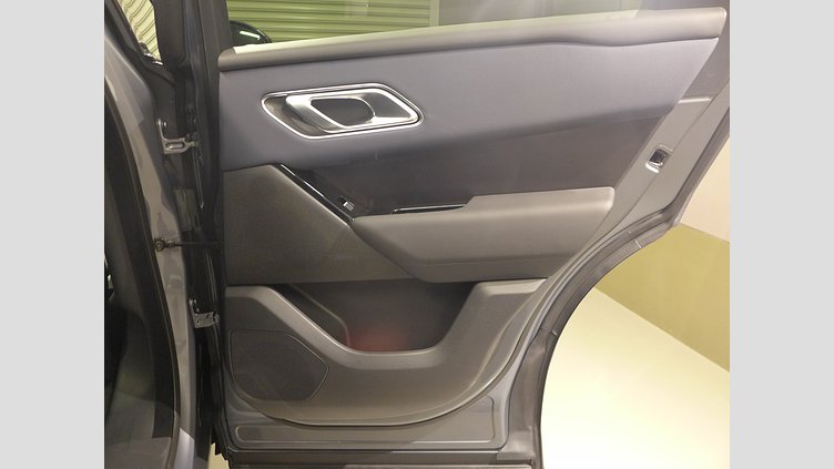 2025 認定中古車 Land Rover Range Rover Velar ザダルグレイ D200マイルドハイブリッド（ディーゼル） スタンダードホイールベース Dynamic SE