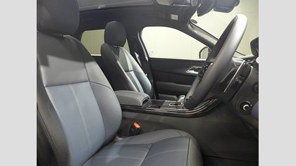 Range Rover Velar 17