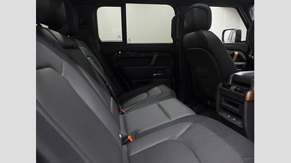 Defender 110 29