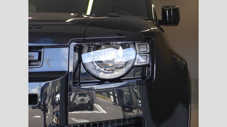 2023 認定中古車 Land Rover Defender 110 サントリーニブラック D300 AWD（AT） X-DYNAMIC HSE