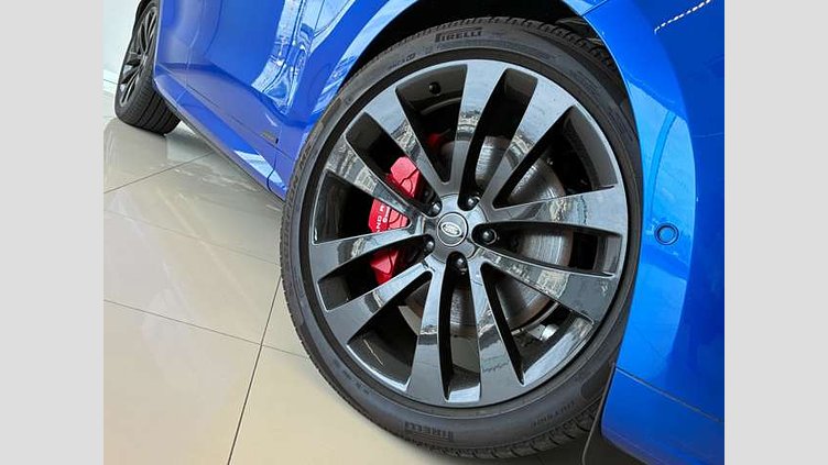 2024 認定中古車 Land Rover Range Rover Sport ベロシティブルー - グロスフィニッシュ P550eプラグインハイブリッド（ガソリン） スタンダードホイールベース Autobiography