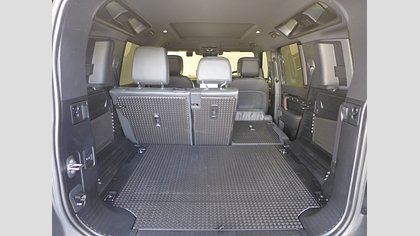 Defender 110 77