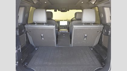 Defender 110 74