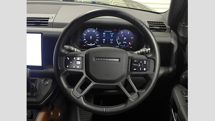 Defender 110 37