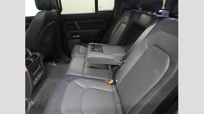Defender 110 34