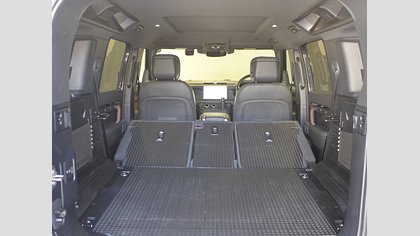 Defender 110 73