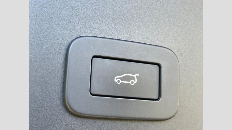 2022 認定中古車 Land Rover Range Rover Evoque ソウルパールシルバー P200 AWD（オートマチック） SE