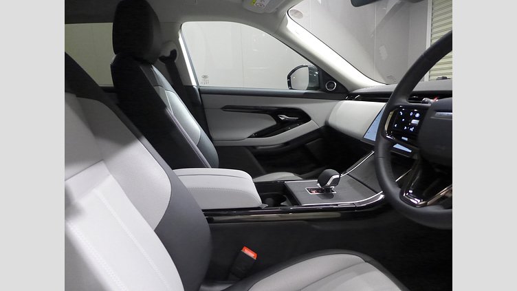 2024 認定中古車 Land Rover Range Rover Evoque Fuji White 2.0 litre i4D​ DynamicSE