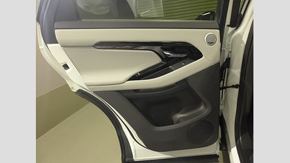 Range Rover Evoque 24