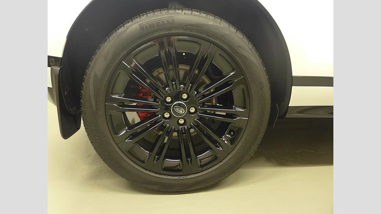 2024 認定中古車 Land Rover Range Rover Evoque Fuji White 2.0 litre i4D​ DynamicSE